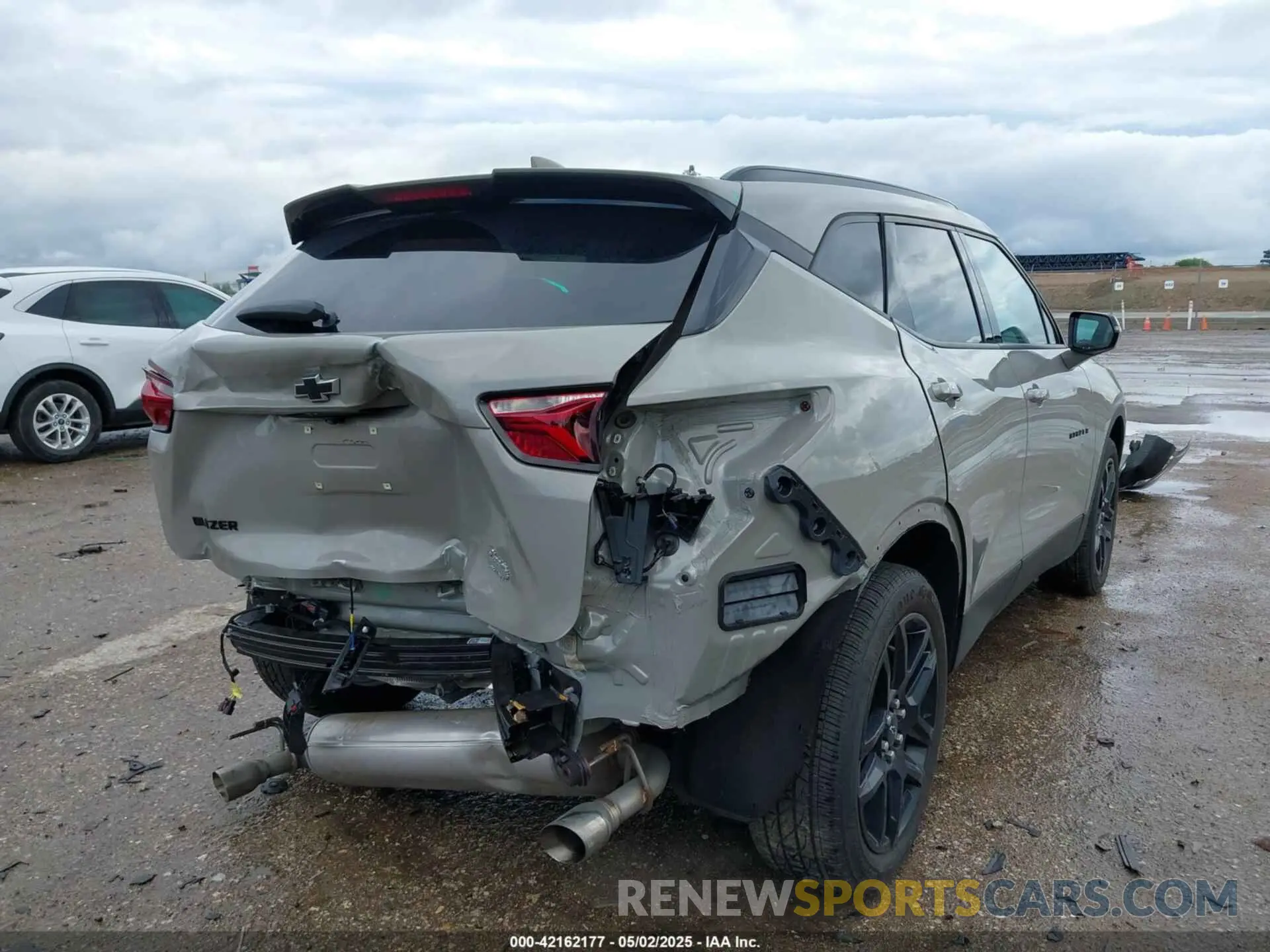 4 fotografías del automóvil dañado 3GNKBCRS4MS563177 CHEVROLET BLAZER 2021