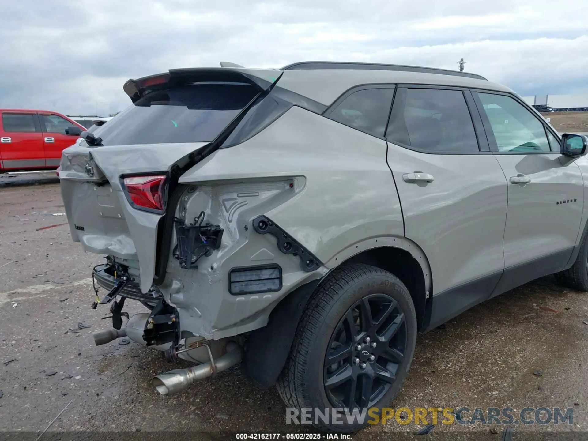 6 fotografías del automóvil dañado 3GNKBCRS4MS563177 CHEVROLET BLAZER 2021