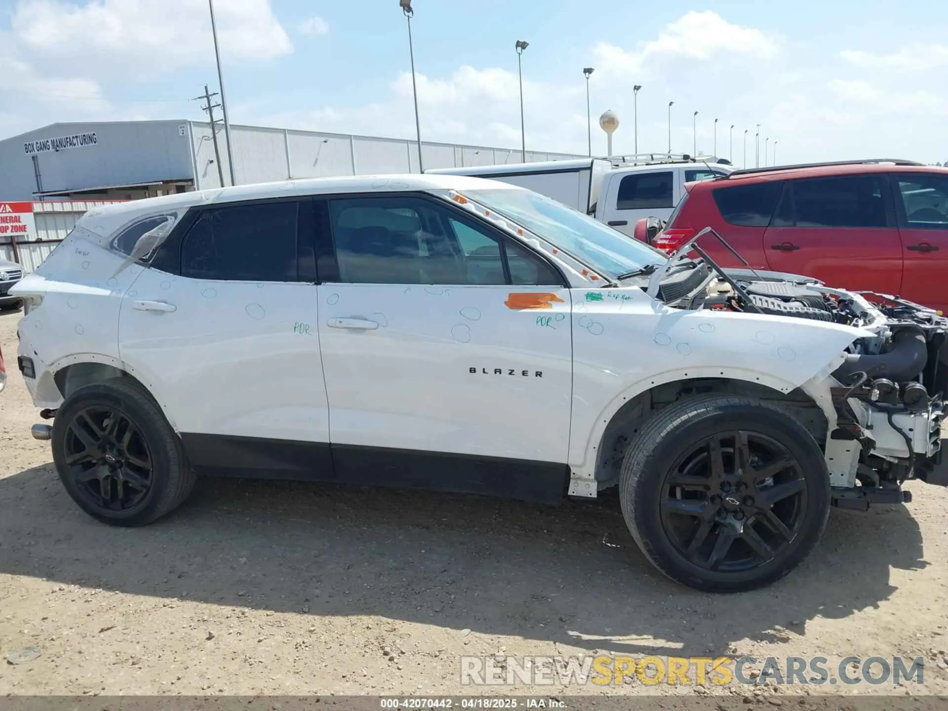 14 fotografías del automóvil dañado 3GNKBCRS6MS526776 CHEVROLET BLAZER 2021