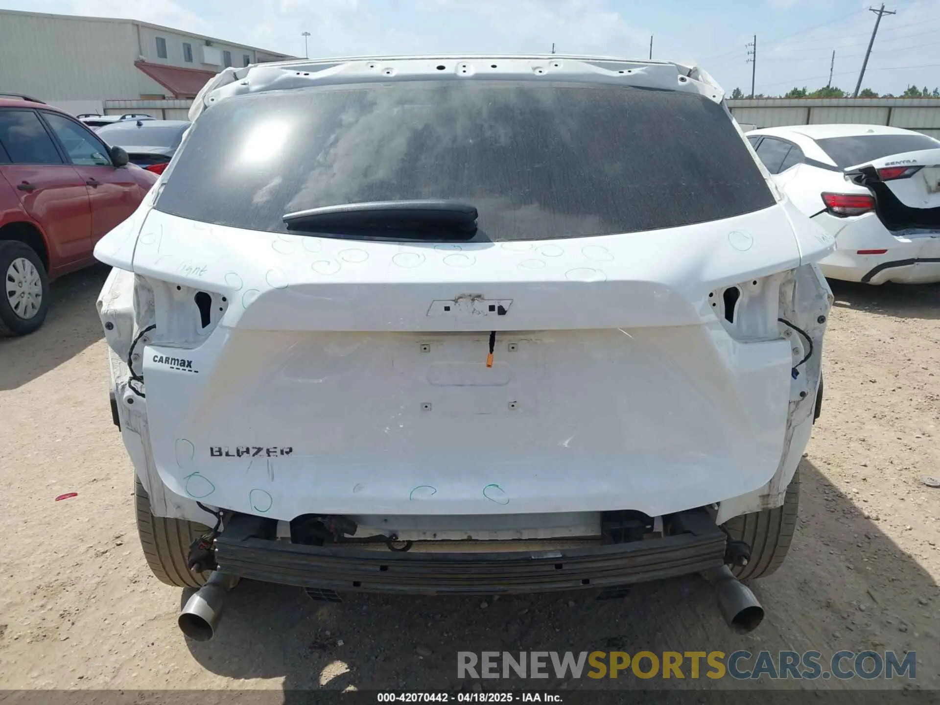 17 fotografías del automóvil dañado 3GNKBCRS6MS526776 CHEVROLET BLAZER 2021