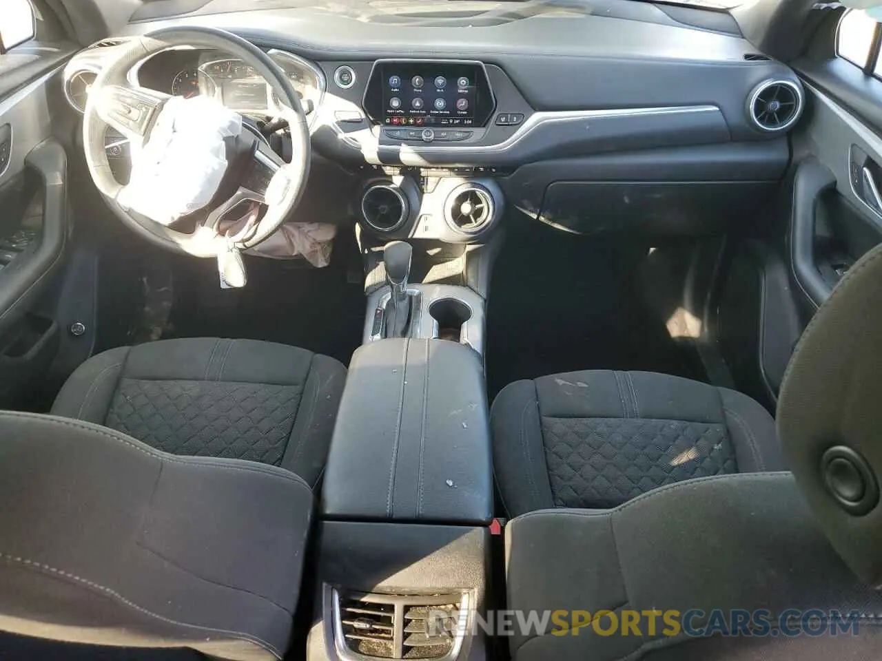 8 fotografías del automóvil dañado 3GNKBCRS8MS532336 CHEVROLET BLAZER 2021