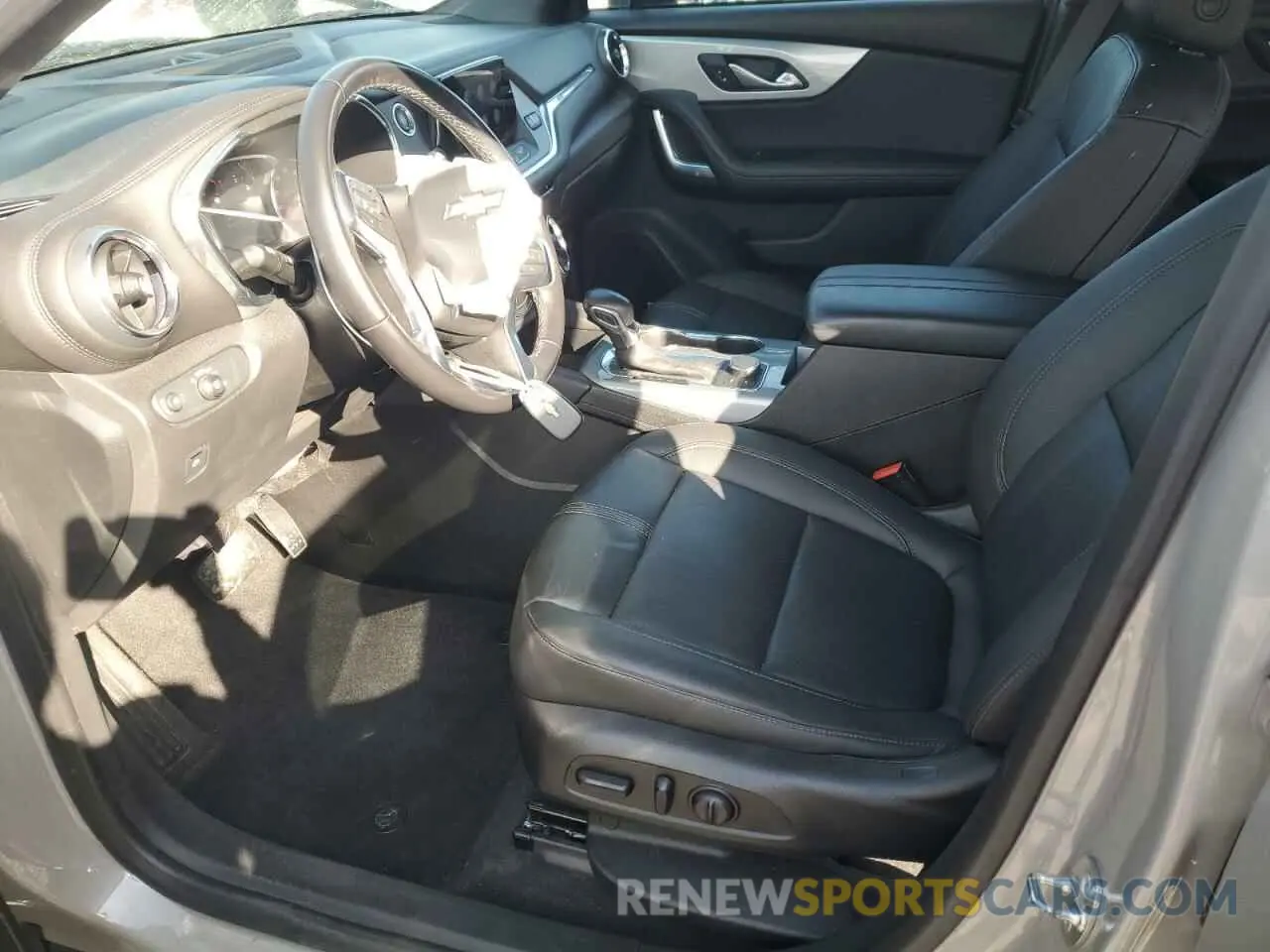7 fotografías del automóvil dañado 3GNKBDR4XMS500026 CHEVROLET BLAZER 2021