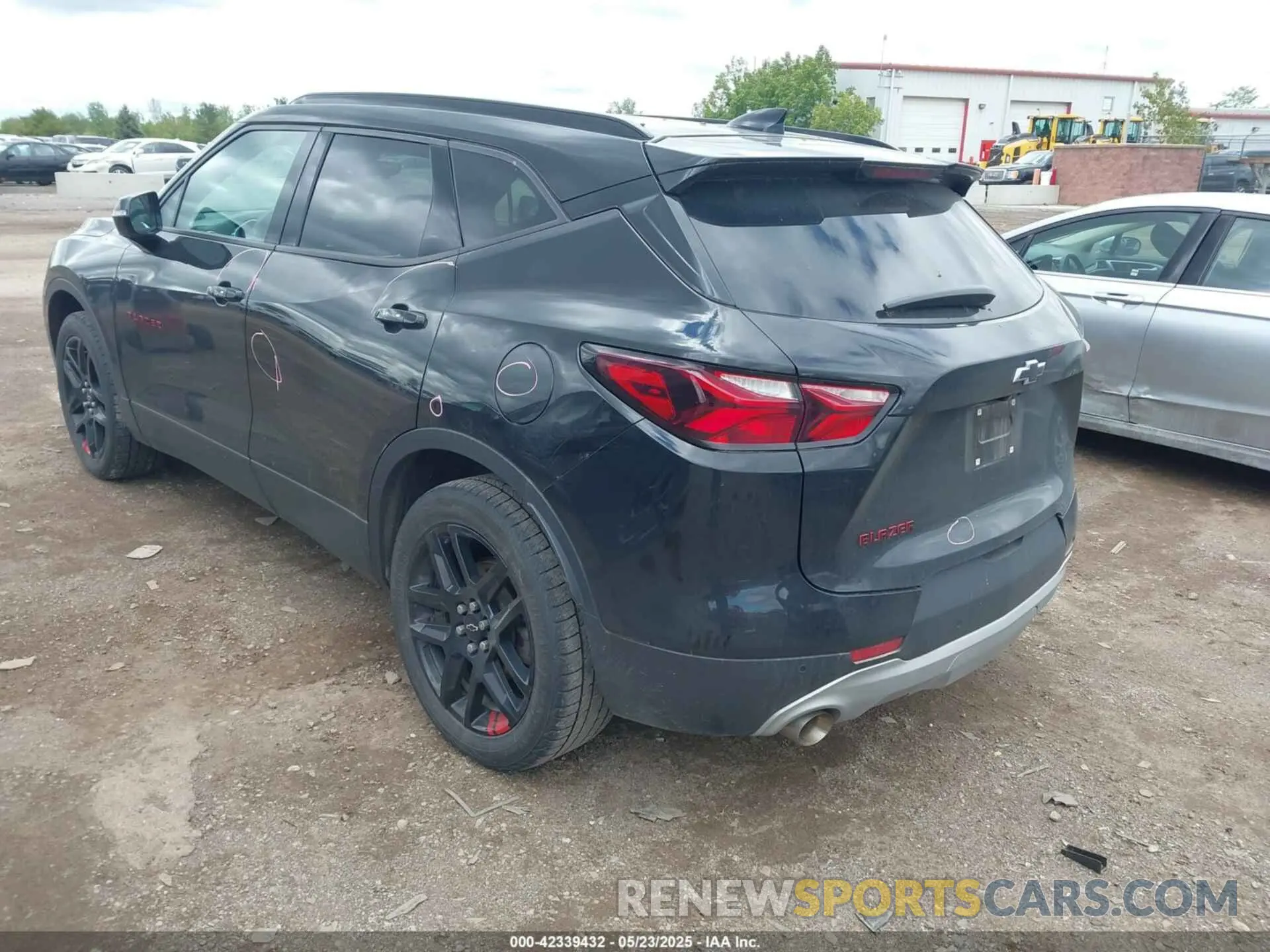 3 fotografías del automóvil dañado 3GNKBDRS0MS521451 CHEVROLET BLAZER 2021