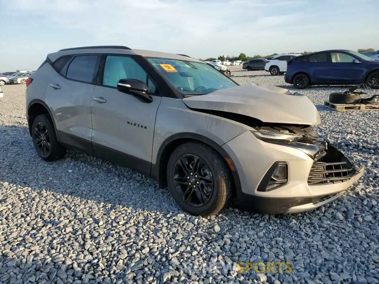 4 fotografías del automóvil dañado 3GNKBDRS1MS559092 CHEVROLET BLAZER 2021