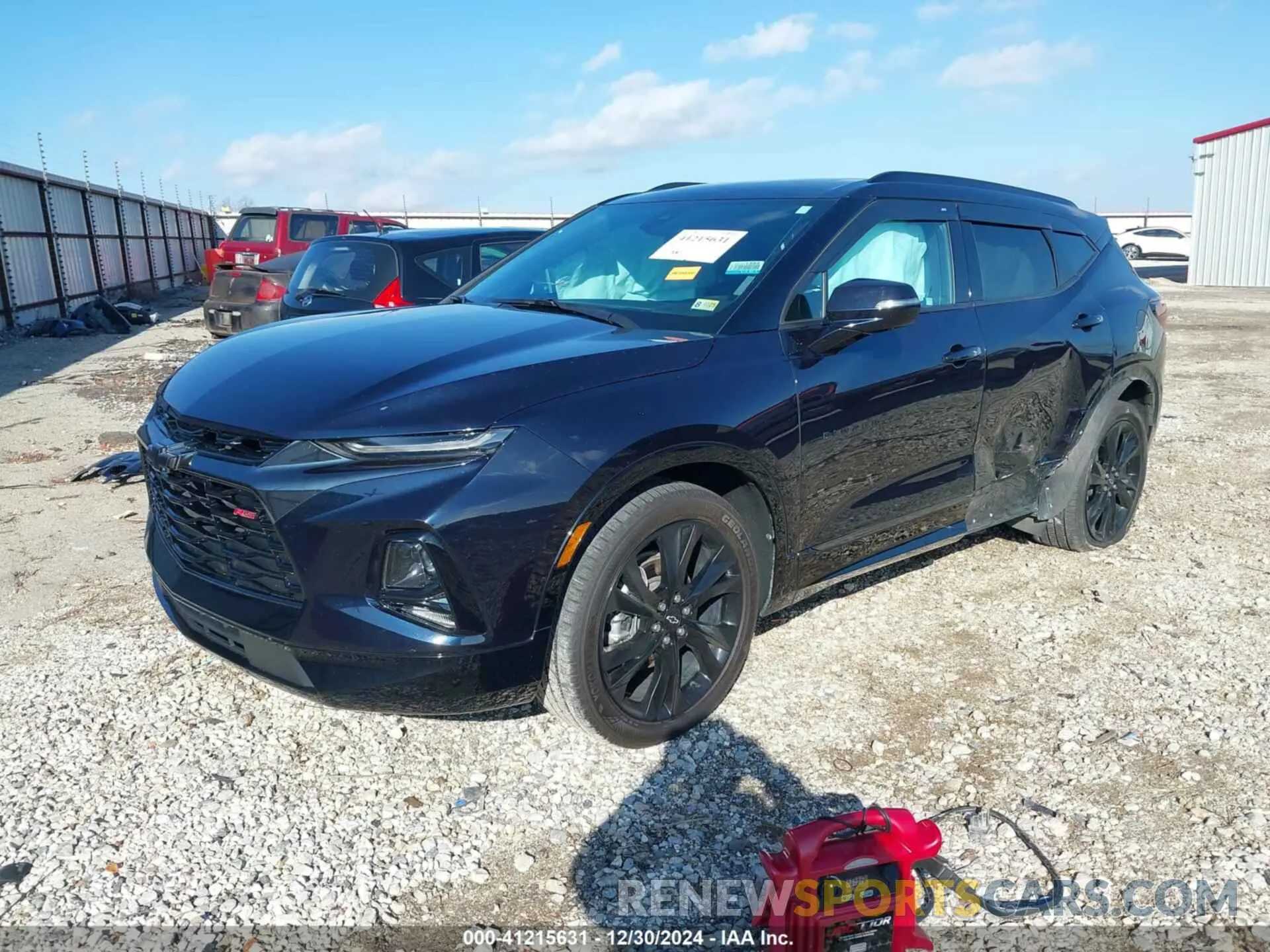 2 fotografías del automóvil dañado 3GNKBERS3MS528240 CHEVROLET BLAZER 2021