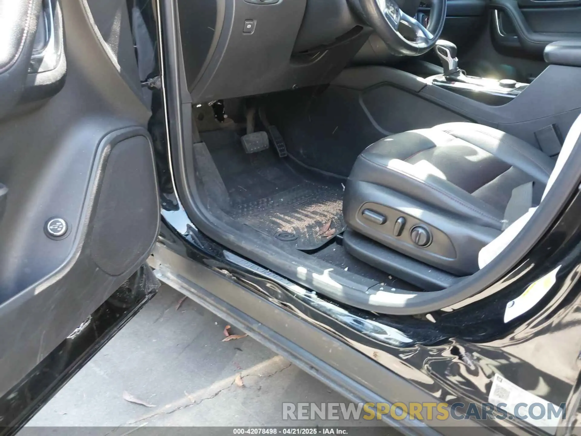 12 fotografías del automóvil dañado 3GNKBERS4MS523208 CHEVROLET BLAZER 2021