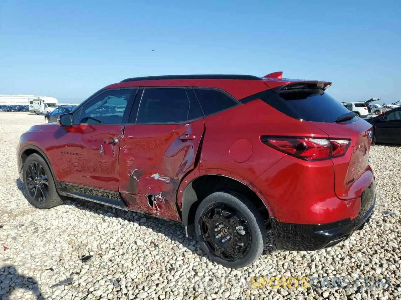 2 fotografías del automóvil dañado 3GNKBERSXMS521902 CHEVROLET BLAZER 2021