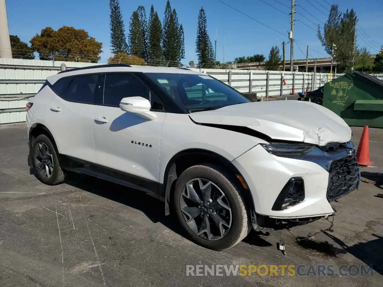 4 fotografías del automóvil dañado 3GNKBERSXMS549747 CHEVROLET BLAZER 2021