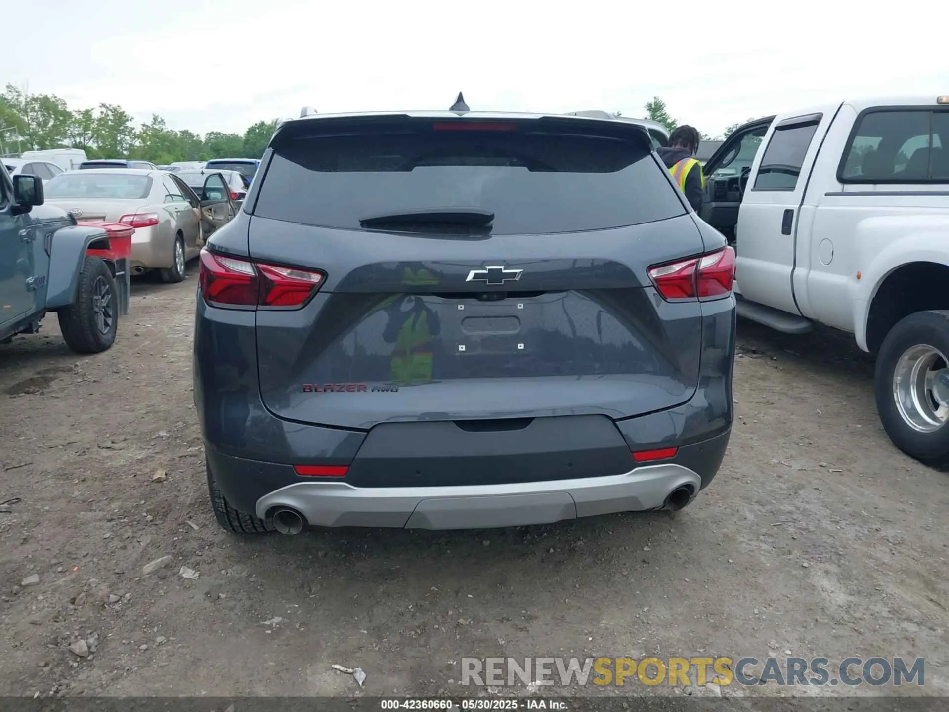 17 fotografías del automóvil dañado 3GNKBJRS7MS562738 CHEVROLET BLAZER 2021