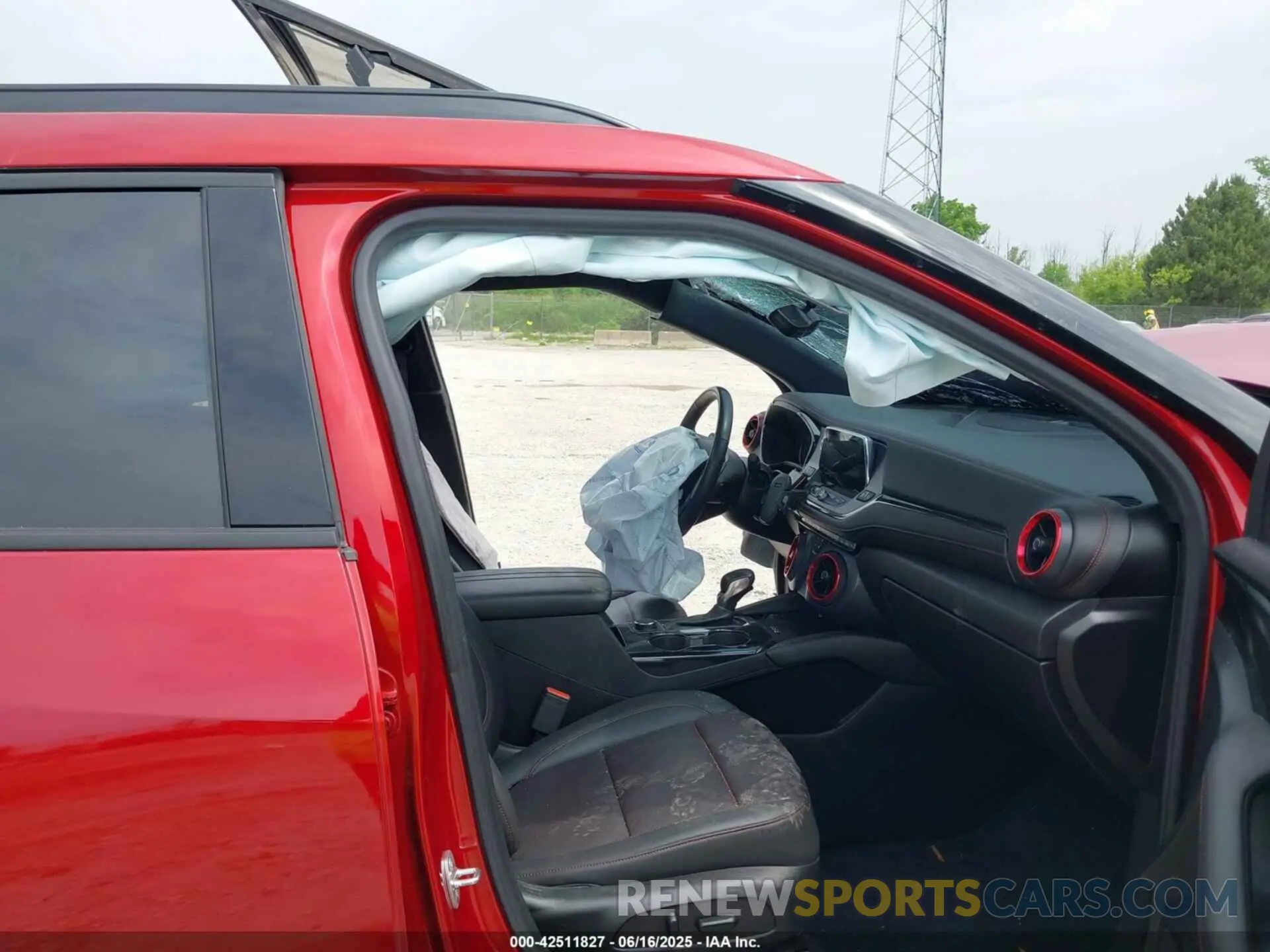 5 fotografías del automóvil dañado 3GNKBKRS4MS570818 CHEVROLET BLAZER 2021