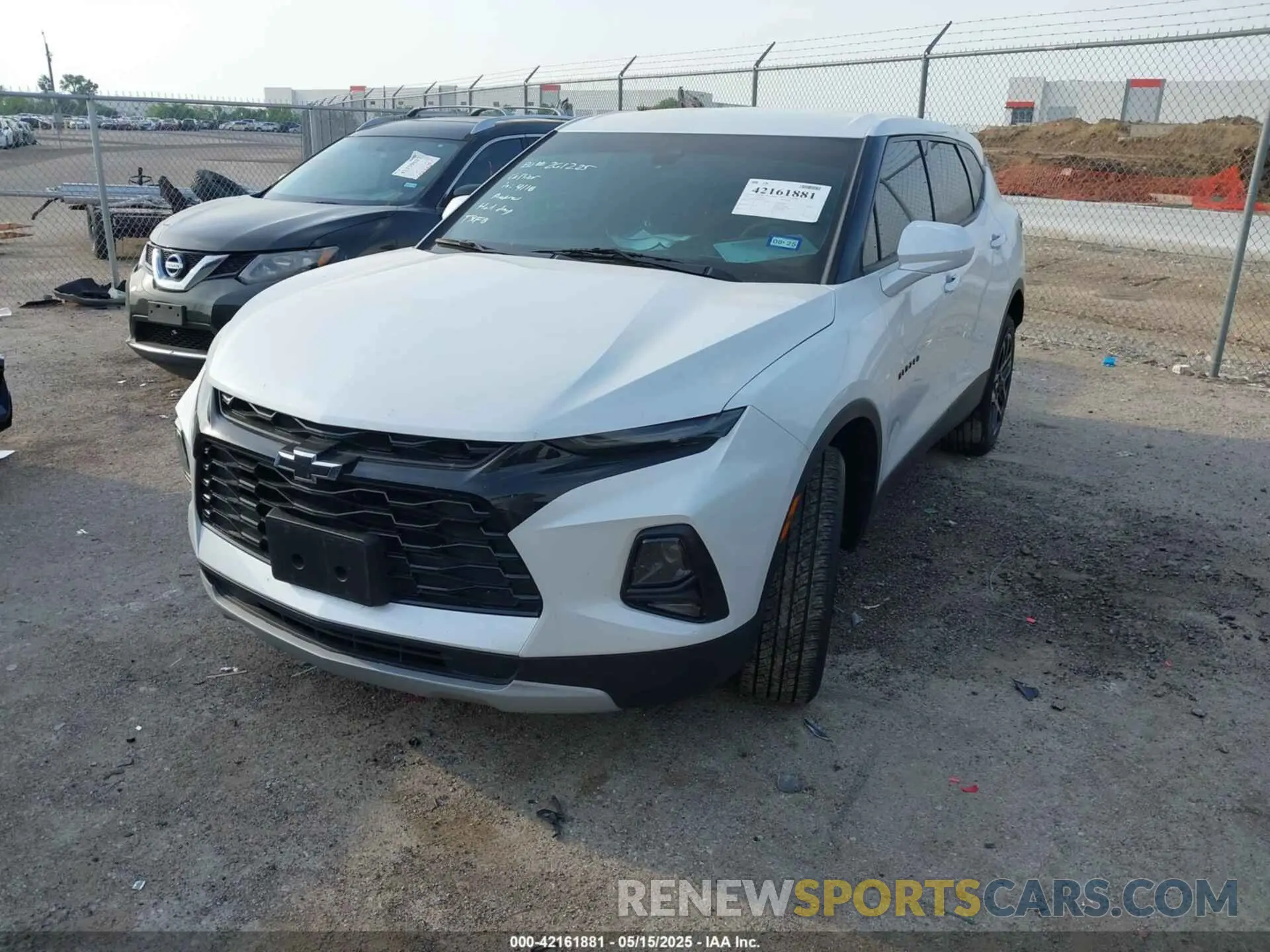 2 fotografías del automóvil dañado 3GNKBCR46NS124307 CHEVROLET BLAZER 2022
