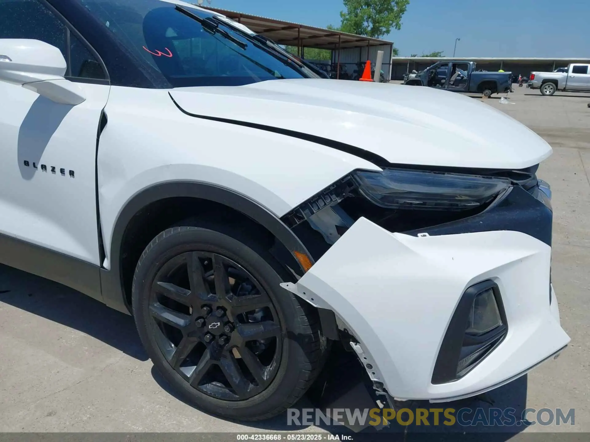 19 fotografías del automóvil dañado 3GNKBCR4XNS169556 CHEVROLET BLAZER 2022