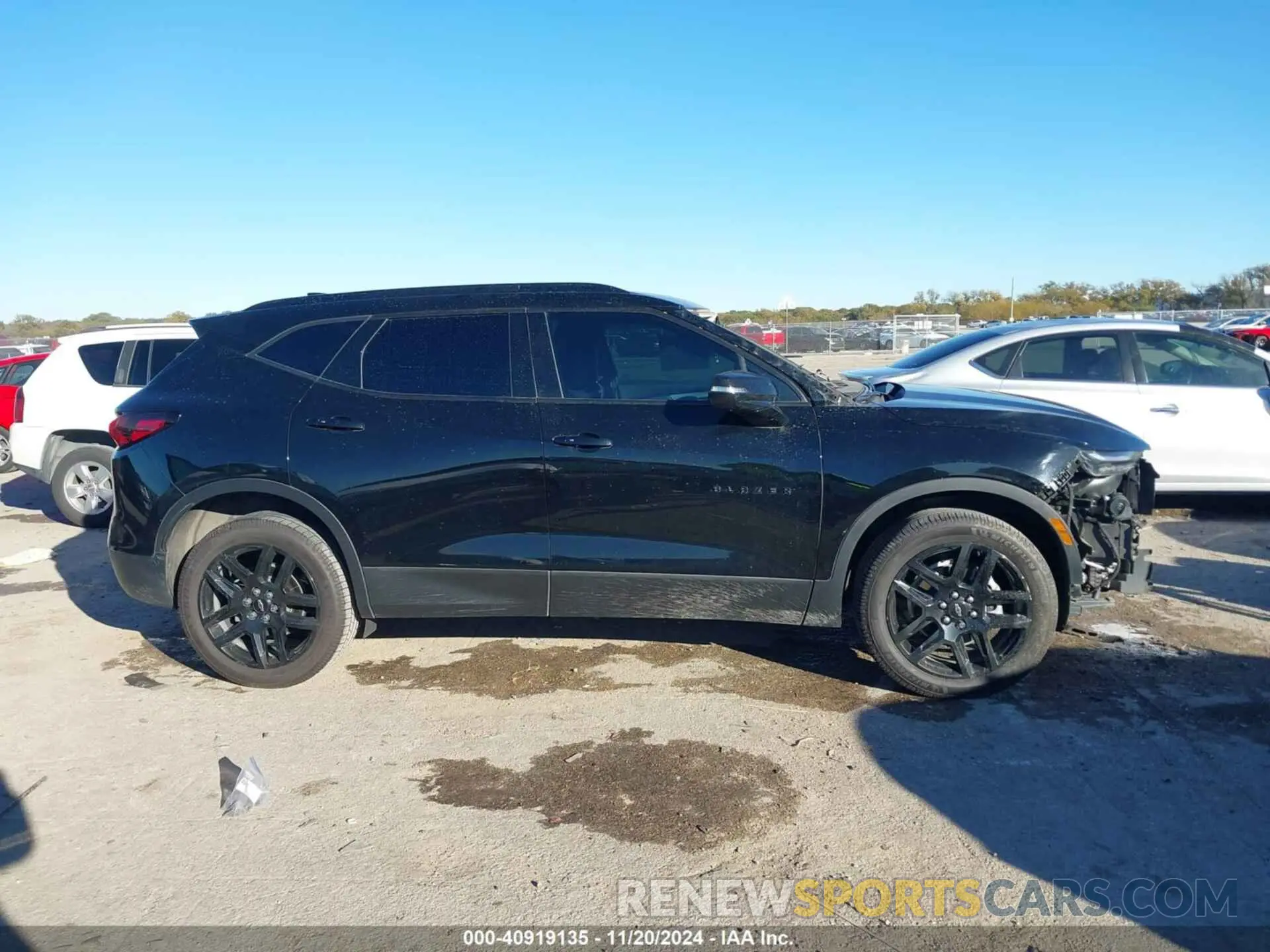 14 fotografías del automóvil dañado 3GNKBDRS0NS150096 CHEVROLET BLAZER 2022