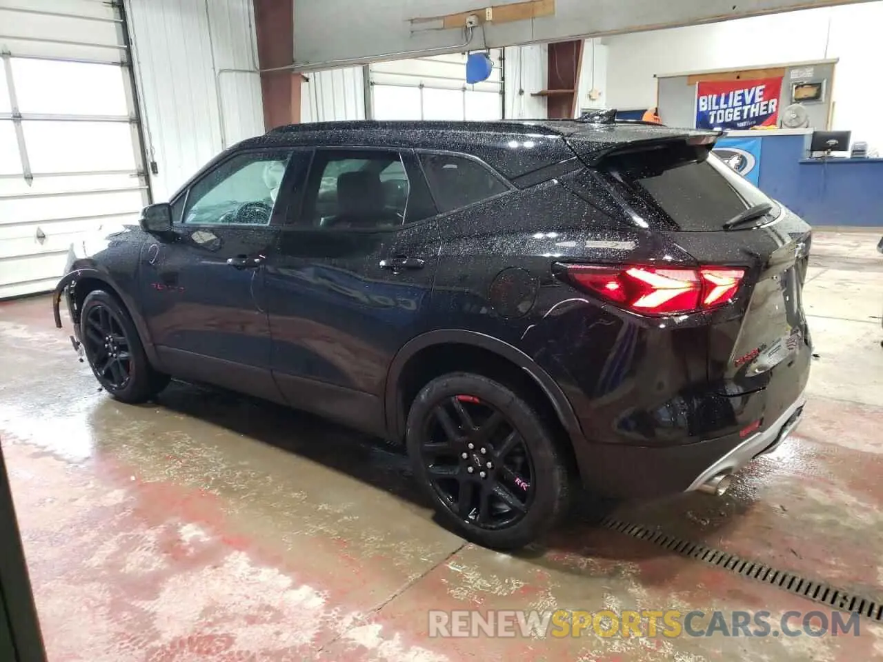2 fotografías del automóvil dañado 3GNKBHR42NS202787 CHEVROLET BLAZER 2022