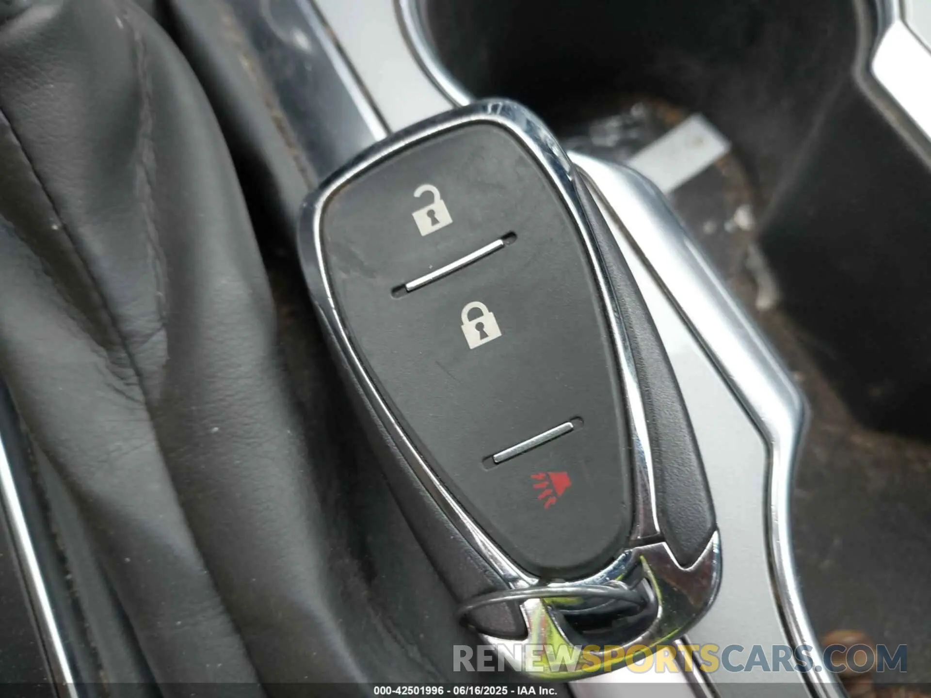 11 fotografías del automóvil dañado 3GNKBHR43NS132555 CHEVROLET BLAZER 2022