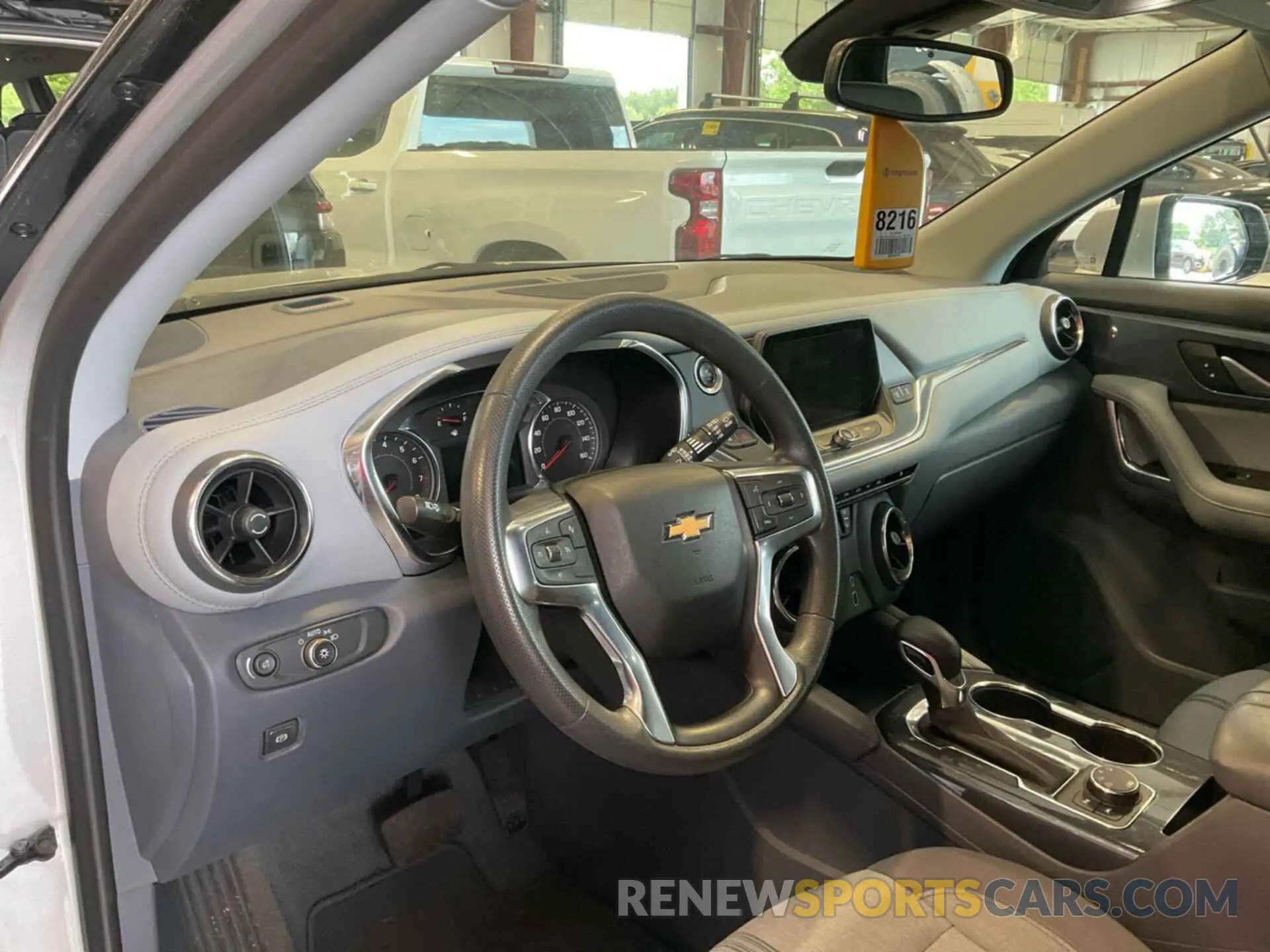 17 fotografías del automóvil dañado 3GNKBHR43NS185983 CHEVROLET BLAZER 2022