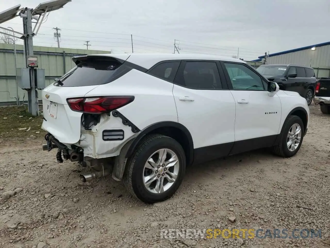 3 fotografías del automóvil dañado 3GNKBHR44NS116459 CHEVROLET BLAZER 2022