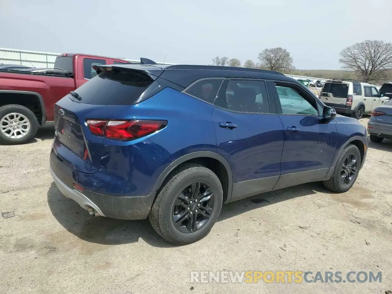 3 fotografías del automóvil dañado 3GNKBJRS4NS162573 CHEVROLET BLAZER 2022