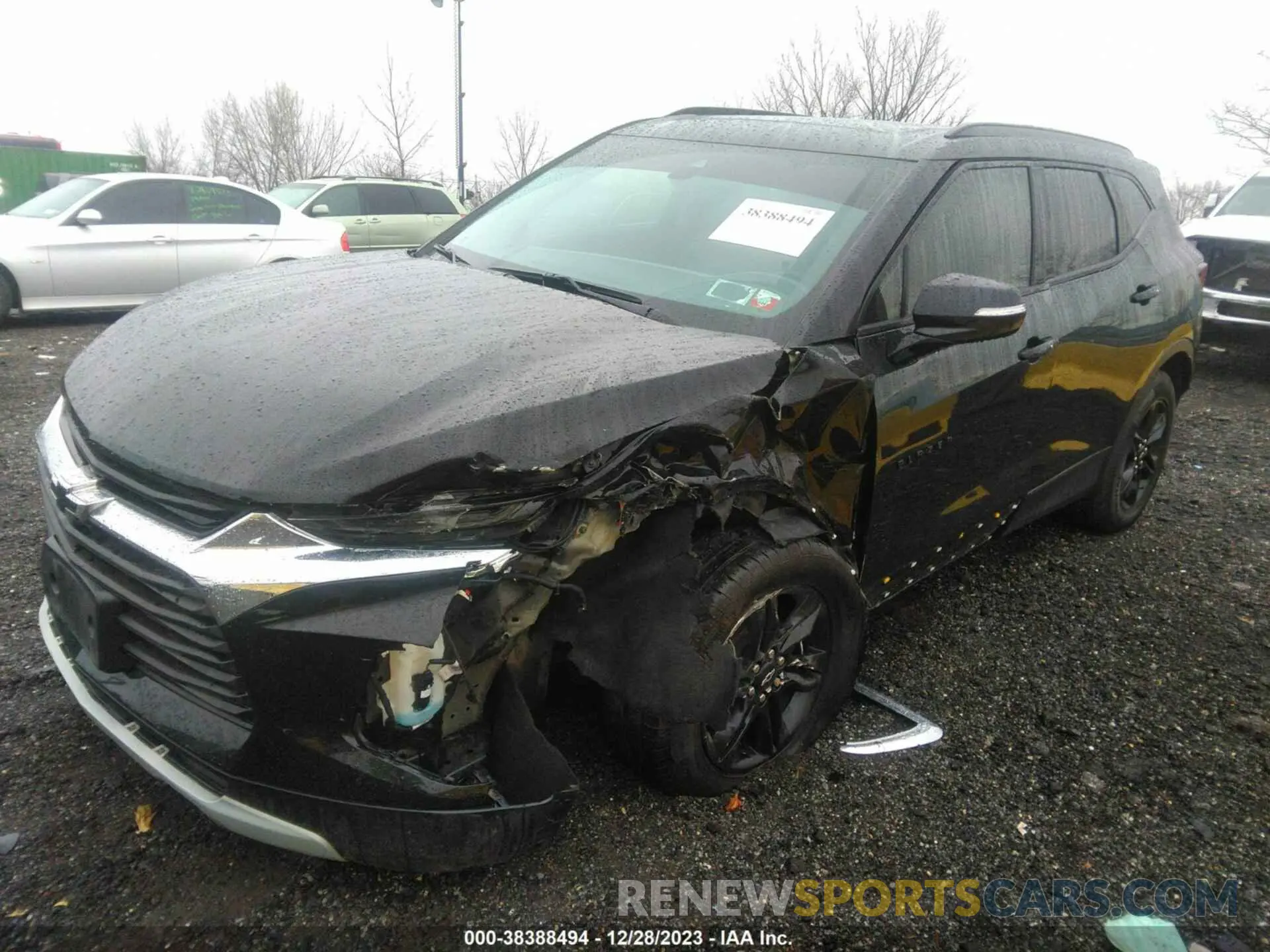 2 fotografías del automóvil dañado 3GNKBJRS4NS163321 CHEVROLET BLAZER 2022