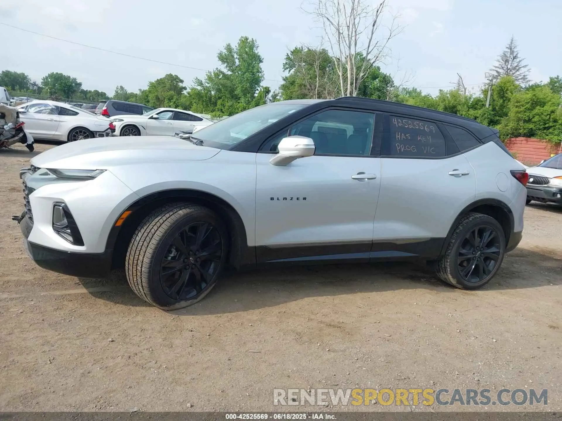 14 fotografías del automóvil dañado 3GNKBKRS8NS134765 CHEVROLET BLAZER 2022