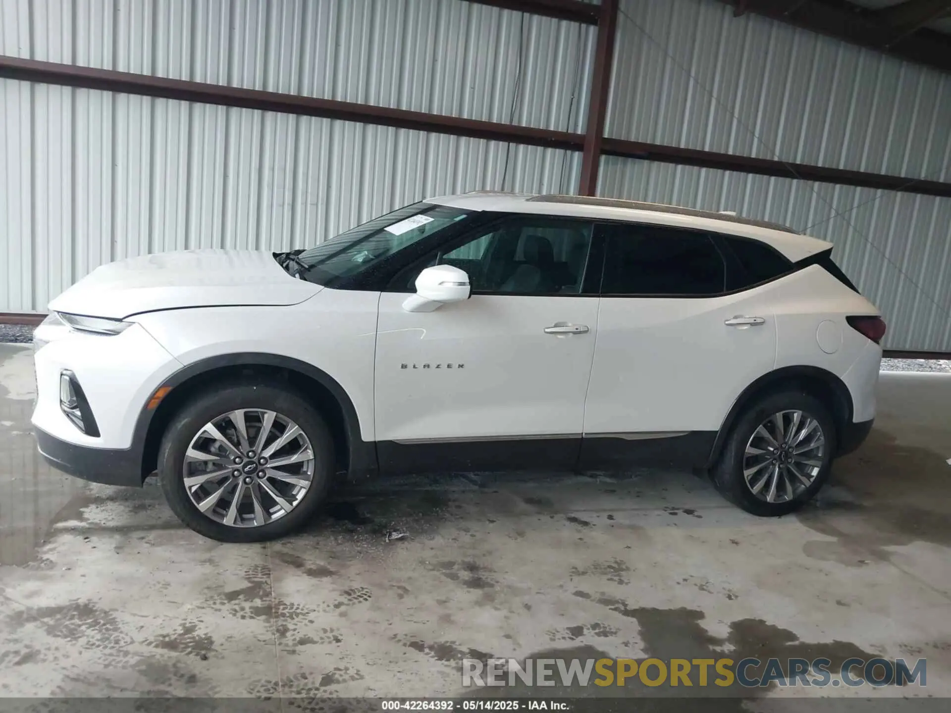 14 fotografías del automóvil dañado 3GNKBLR46NS148039 CHEVROLET BLAZER 2022