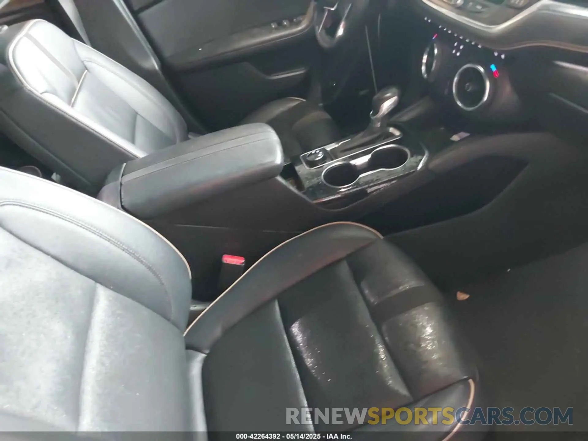 5 fotografías del automóvil dañado 3GNKBLR46NS148039 CHEVROLET BLAZER 2022