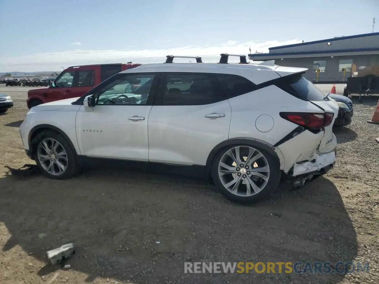 2 fotografías del automóvil dañado 3GNKBLRS3NS159305 CHEVROLET BLAZER 2022
