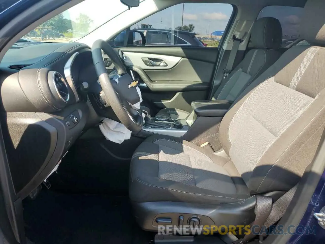 7 fotografías del automóvil dañado 3GNKBCR42PS103716 CHEVROLET BLAZER 2023