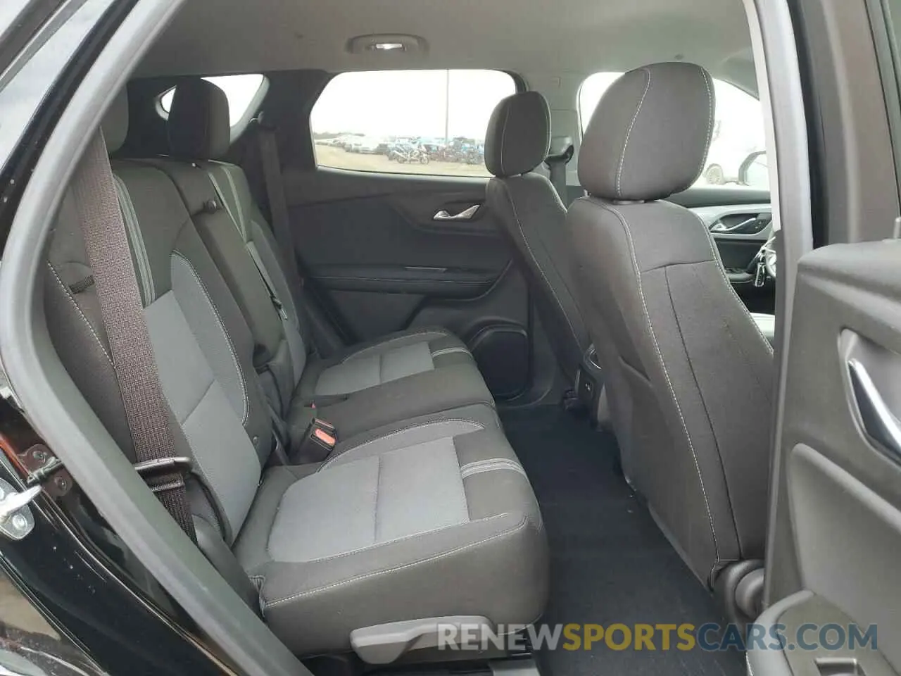 11 fotografías del automóvil dañado 3GNKBCR42PS218123 CHEVROLET BLAZER 2023