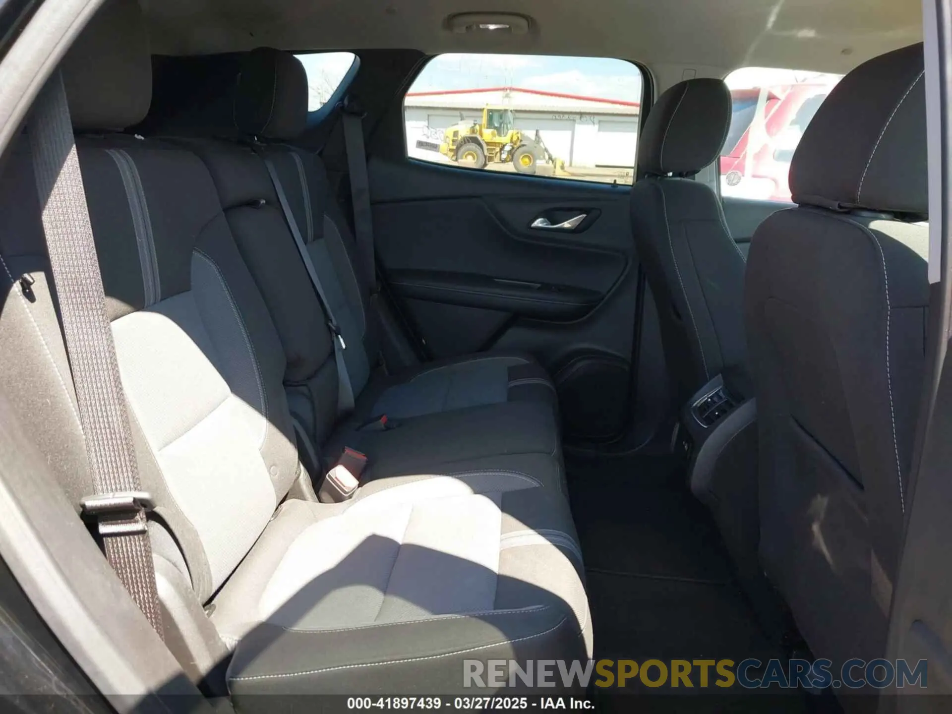 8 fotografías del automóvil dañado 3GNKBCR44PS220018 CHEVROLET BLAZER 2023