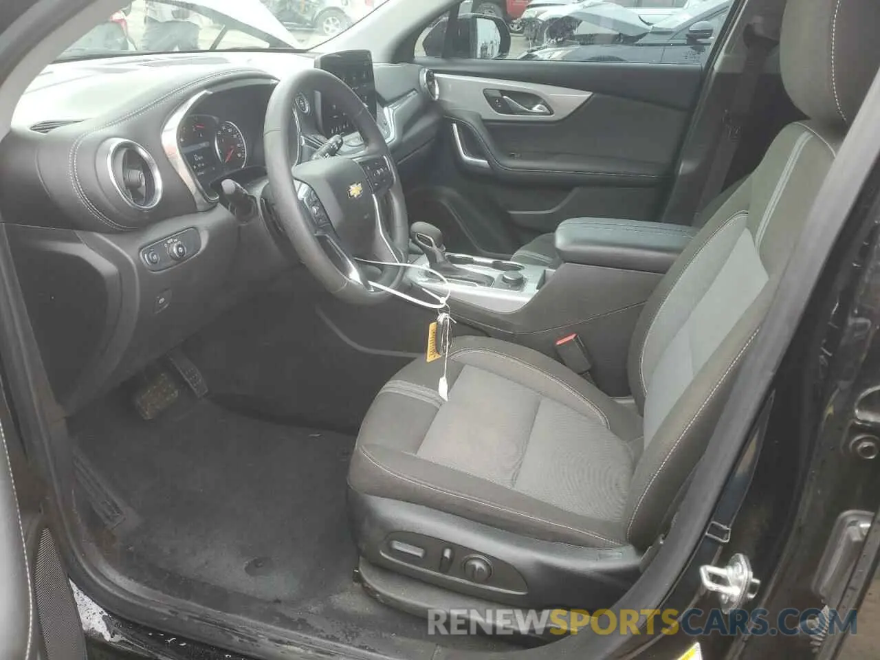 7 fotografías del automóvil dañado 3GNKBCR45PS230394 CHEVROLET BLAZER 2023