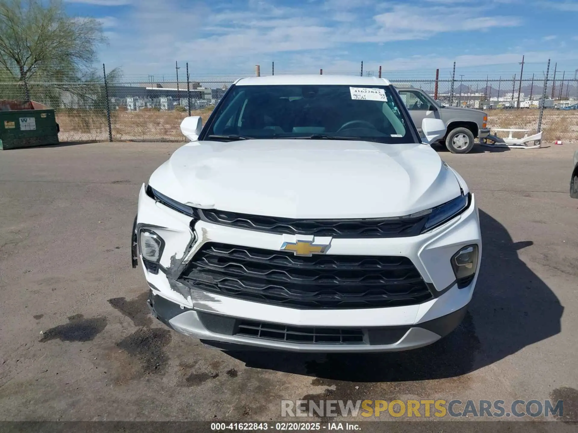 13 fotografías del automóvil dañado 3GNKBCR4XPS116844 CHEVROLET BLAZER 2023
