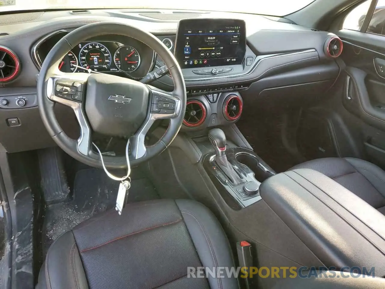 8 fotografías del automóvil dañado 3GNKBERS5PS101422 CHEVROLET BLAZER 2023