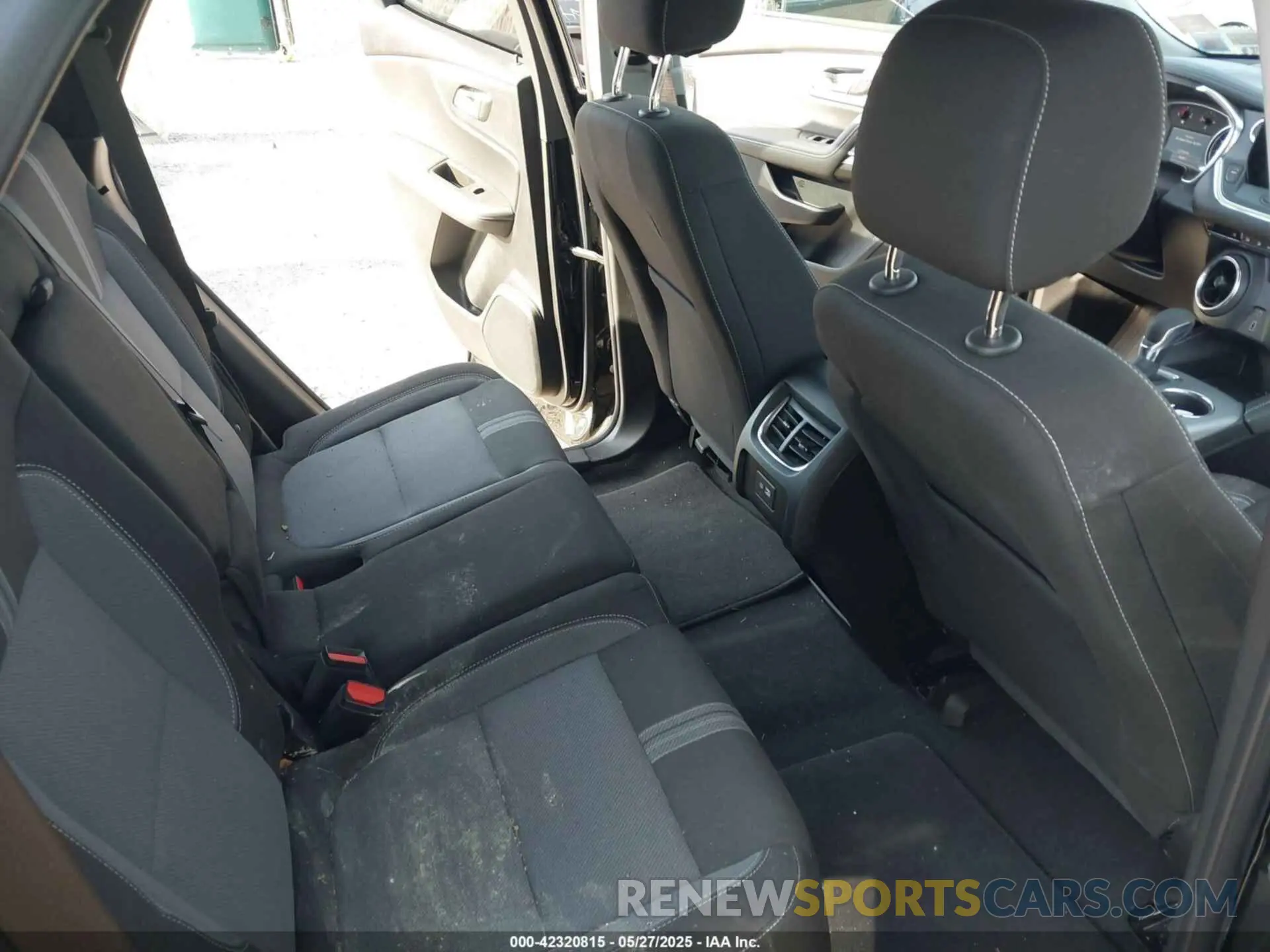 8 fotografías del automóvil dañado 3GNKBHR40PS217839 CHEVROLET BLAZER 2023