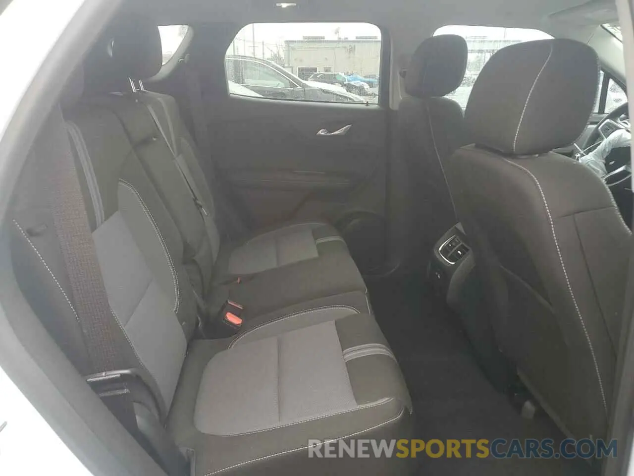 11 fotografías del automóvil dañado 3GNKBCR43RS137604 CHEVROLET BLAZER 2024