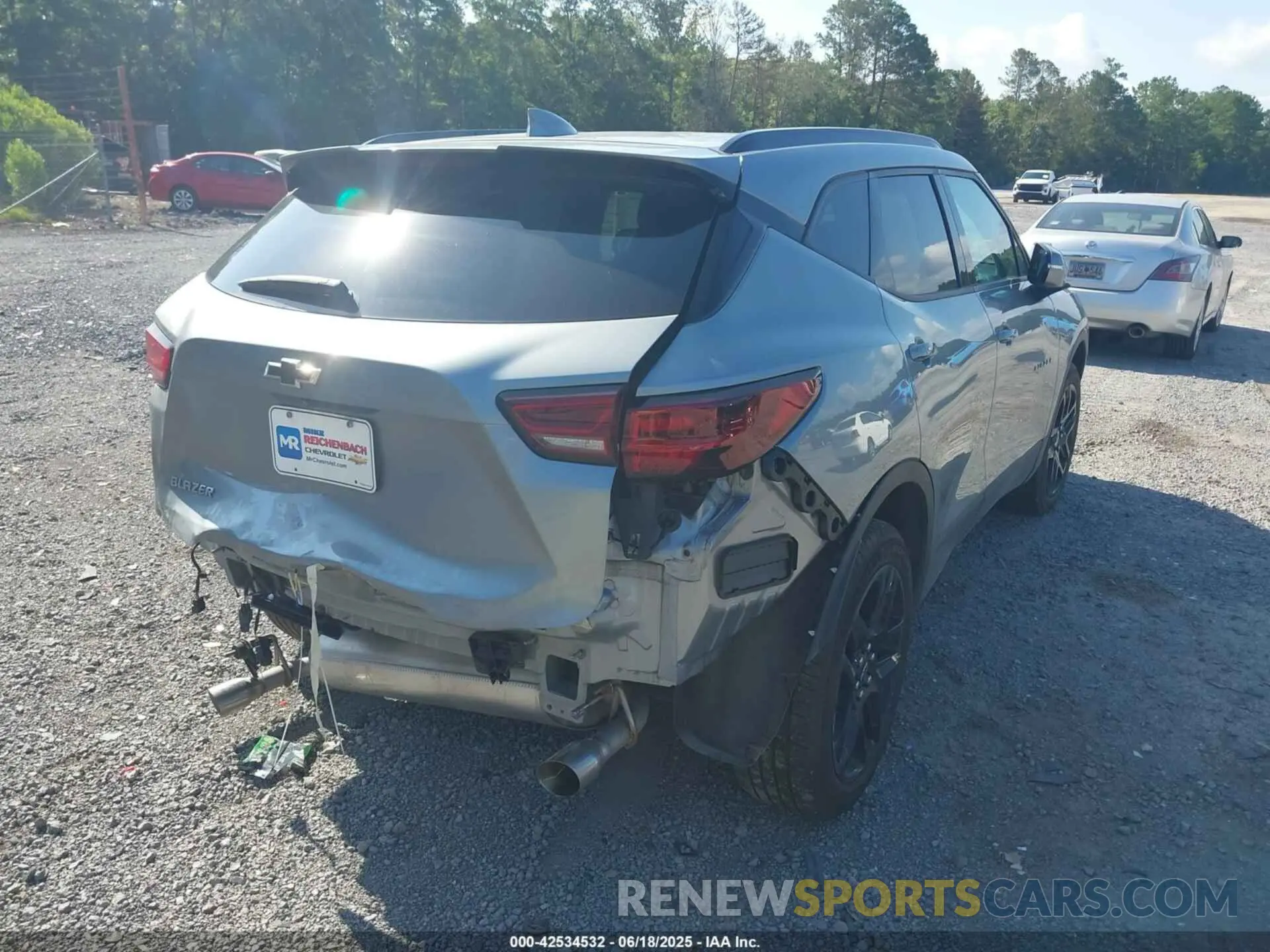 4 fotografías del automóvil dañado 3GNKBDR47RS181725 CHEVROLET BLAZER 2024