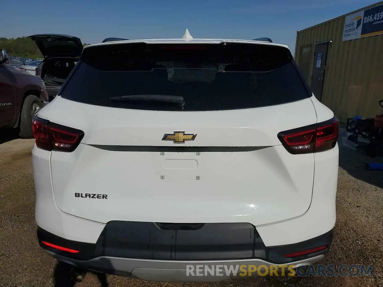 6 fotografías del automóvil dañado 3GNKBDRS1RS160240 CHEVROLET BLAZER 2024