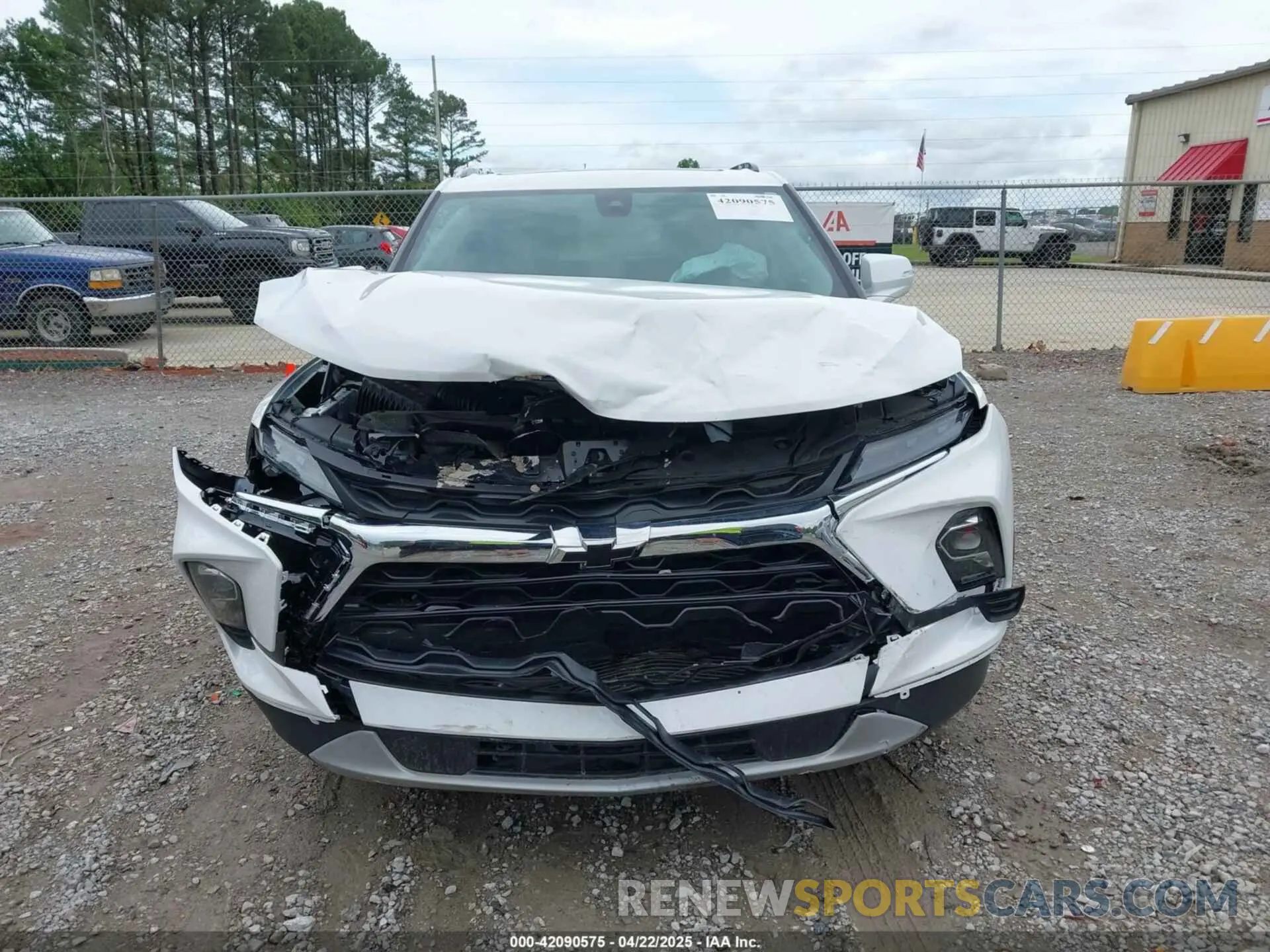 12 fotografías del automóvil dañado 3GNKBDRS3RS182739 CHEVROLET BLAZER 2024
