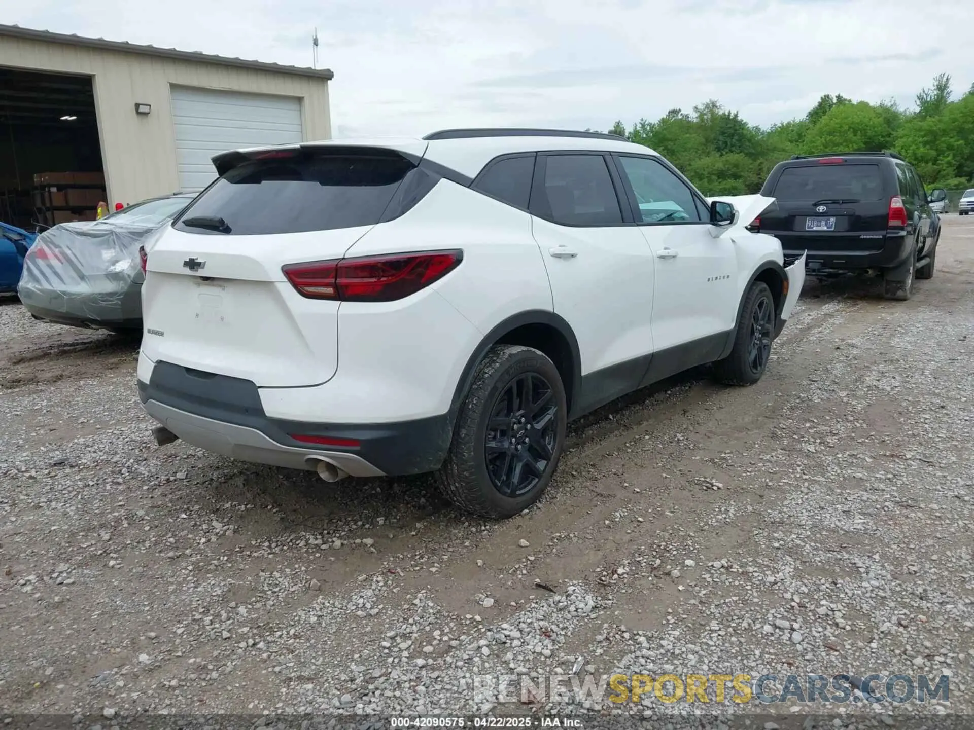 4 fotografías del automóvil dañado 3GNKBDRS3RS182739 CHEVROLET BLAZER 2024