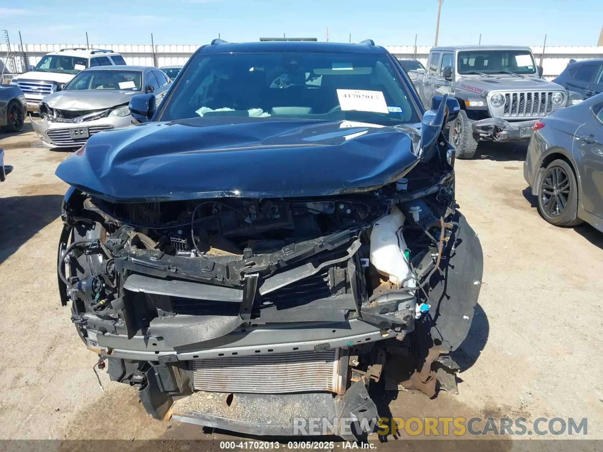 12 fotografías del automóvil dañado 3GNKBERS3RS271667 CHEVROLET BLAZER 2024