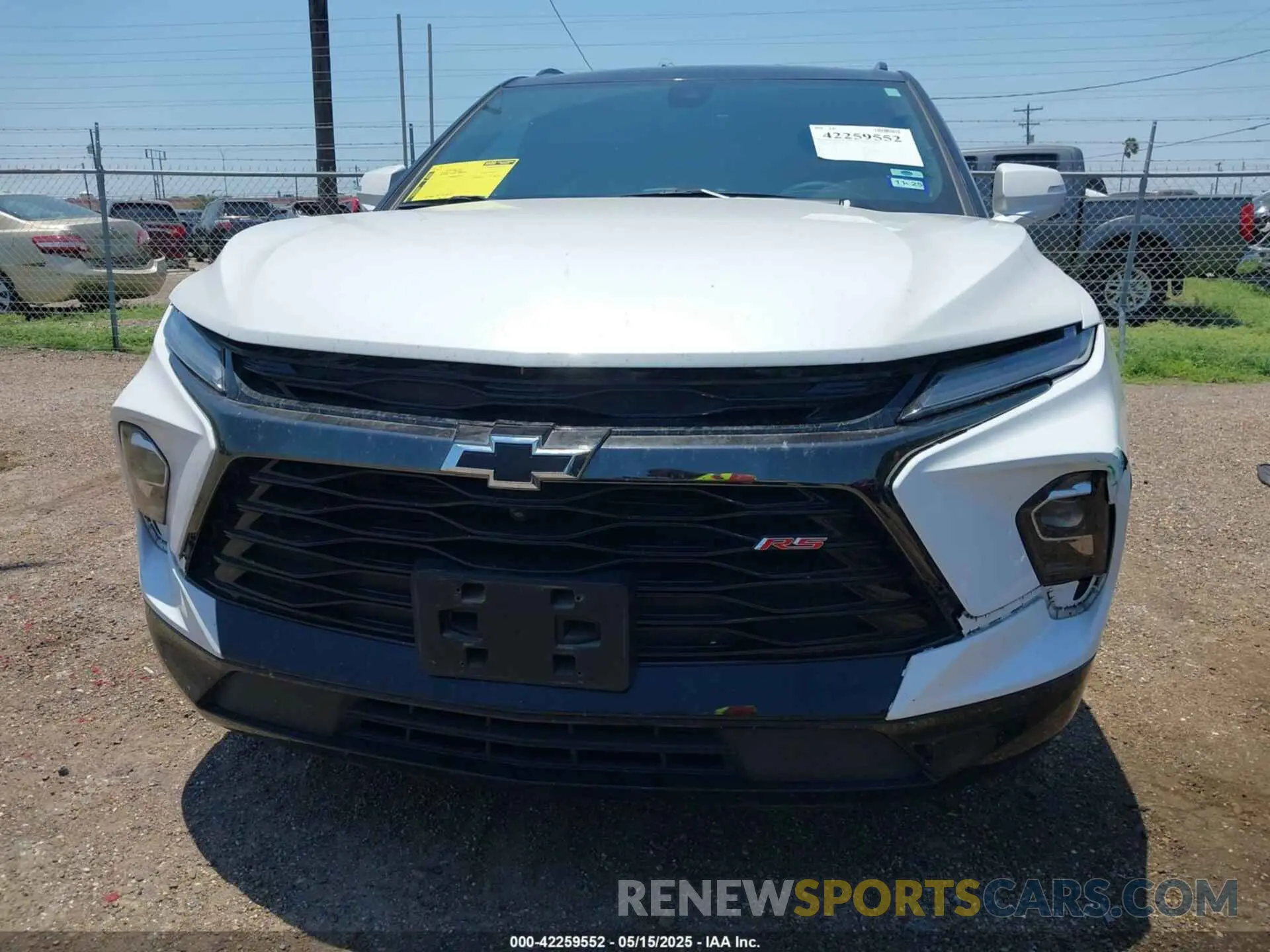 13 fotografías del automóvil dañado 3GNKBERS5RS180321 CHEVROLET BLAZER 2024