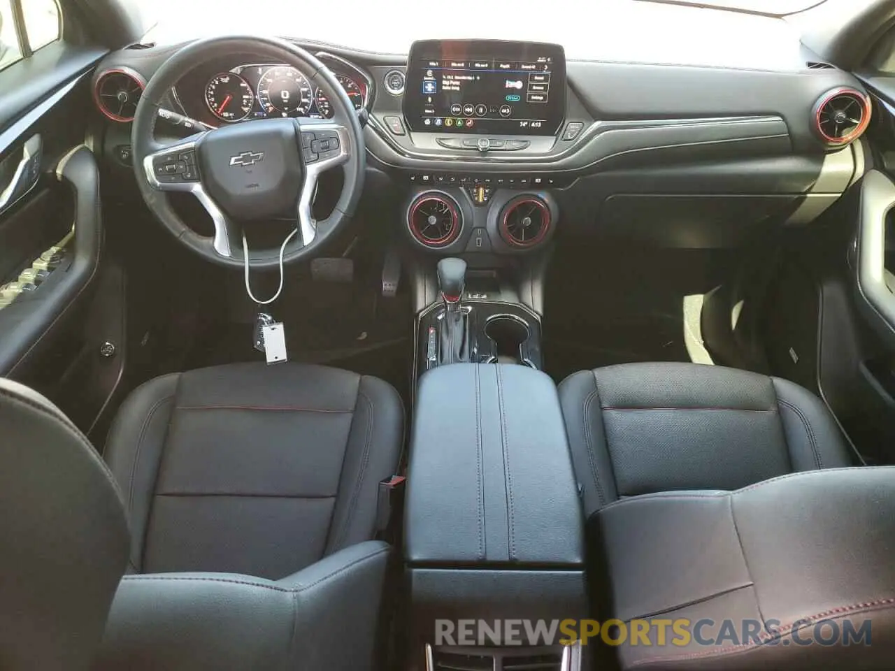 8 fotografías del automóvil dañado 3GNKBERS8RS181723 CHEVROLET BLAZER 2024
