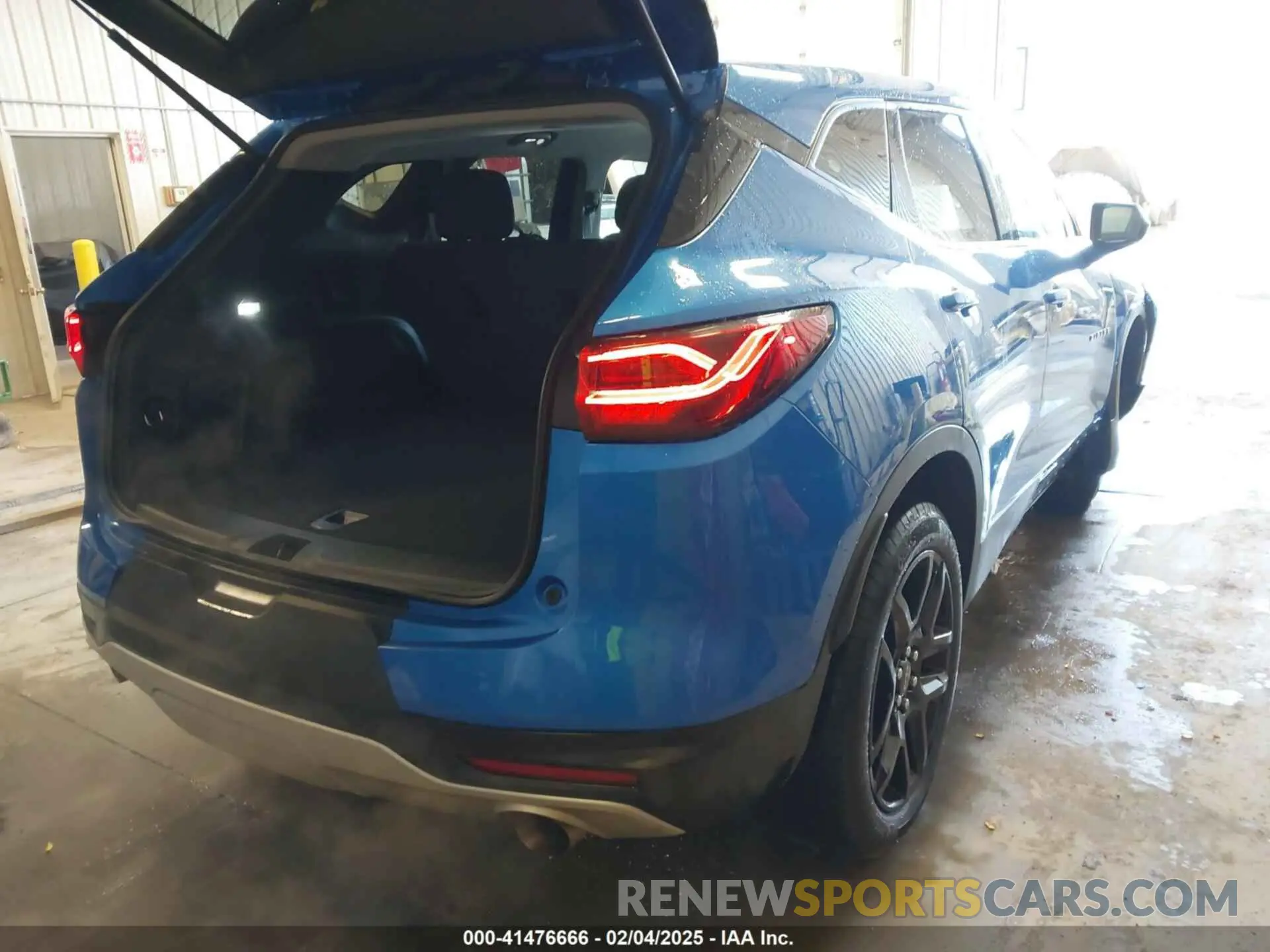 4 fotografías del automóvil dañado 3GNKBHR41RS185020 CHEVROLET BLAZER 2024
