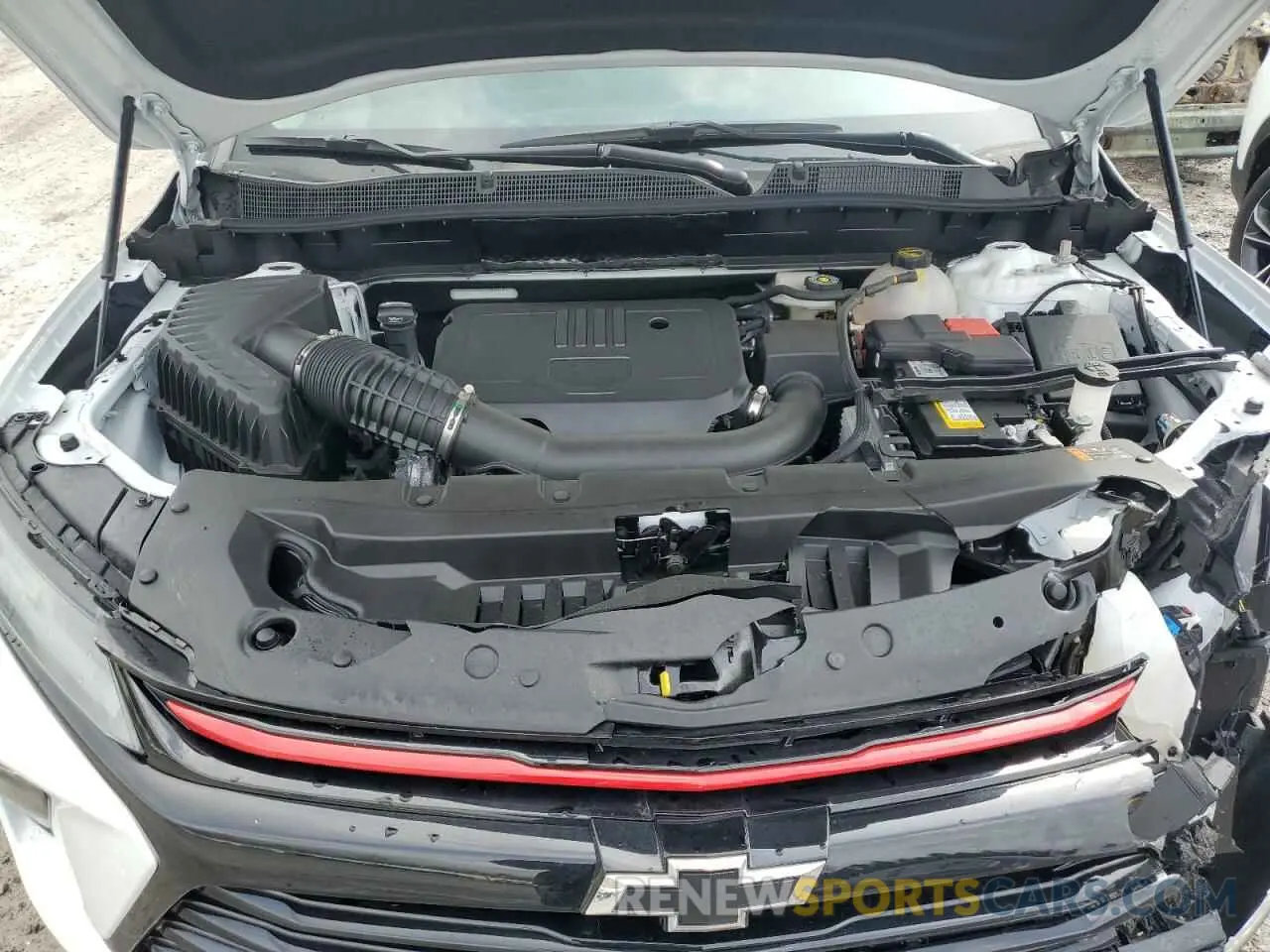 12 fotografías del automóvil dañado 3GNKBHR45RS203471 CHEVROLET BLAZER 2024