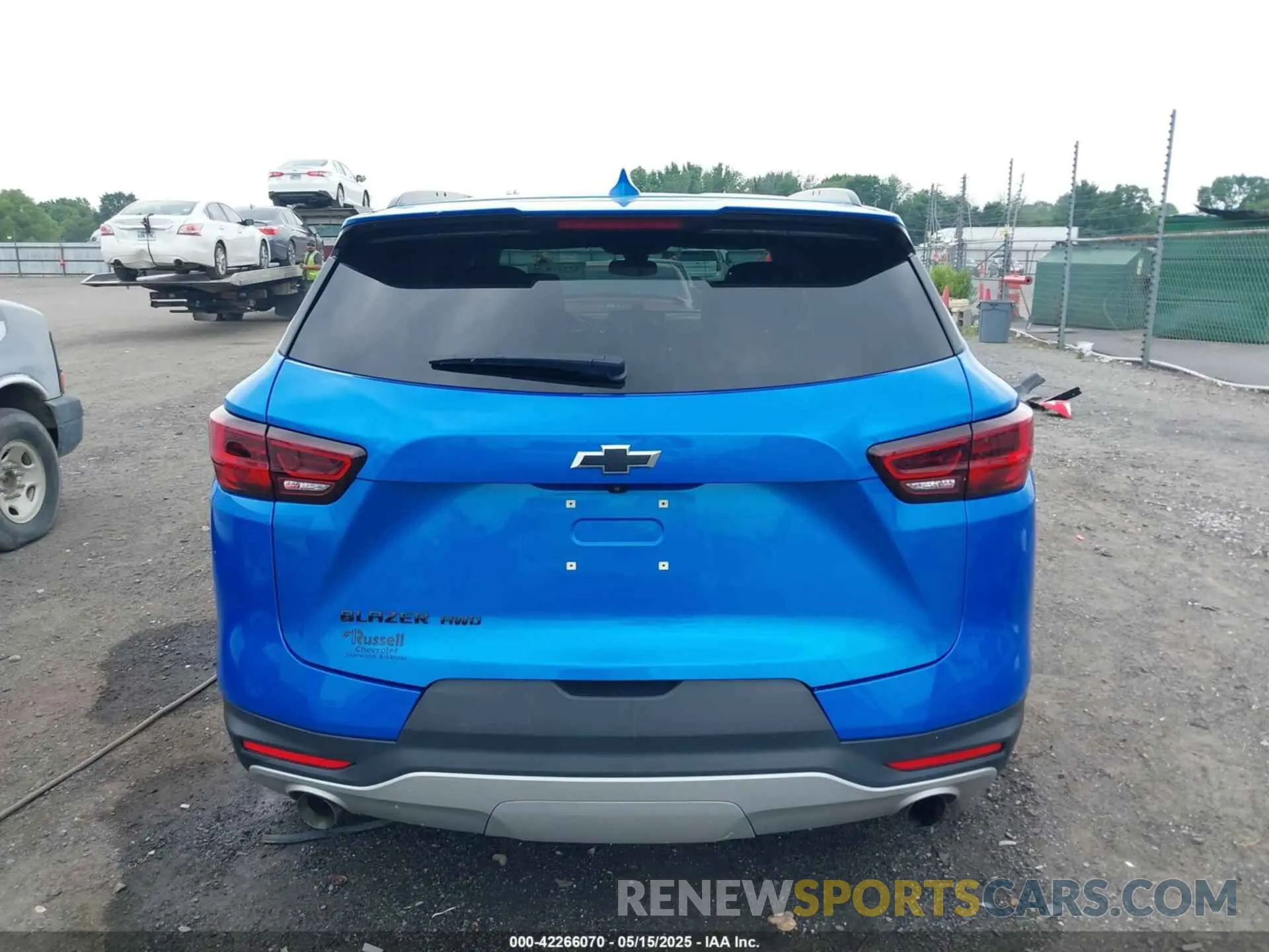 17 fotografías del automóvil dañado 3GNKBJRS7RS129203 CHEVROLET BLAZER 2024