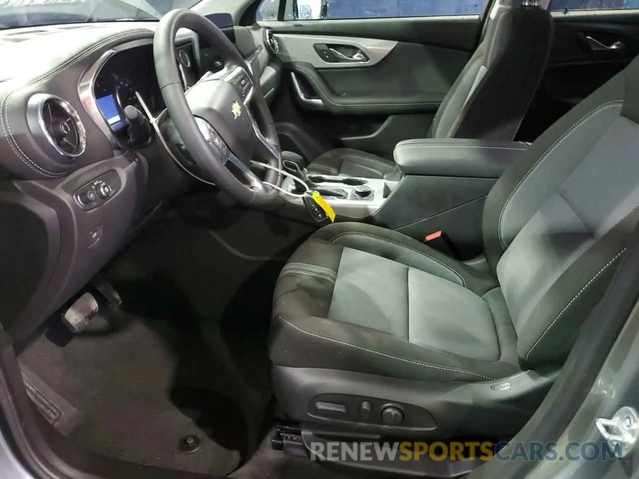 7 fotografías del automóvil dañado 3GNKBCR40SS160764 CHEVROLET BLAZER 2025