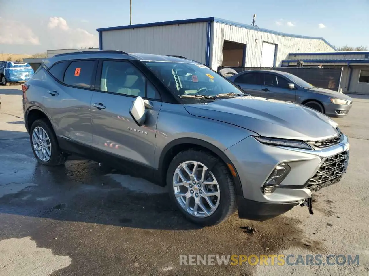 4 fotografías del automóvil dañado 3GNKBCR45SS167113 CHEVROLET BLAZER 2025