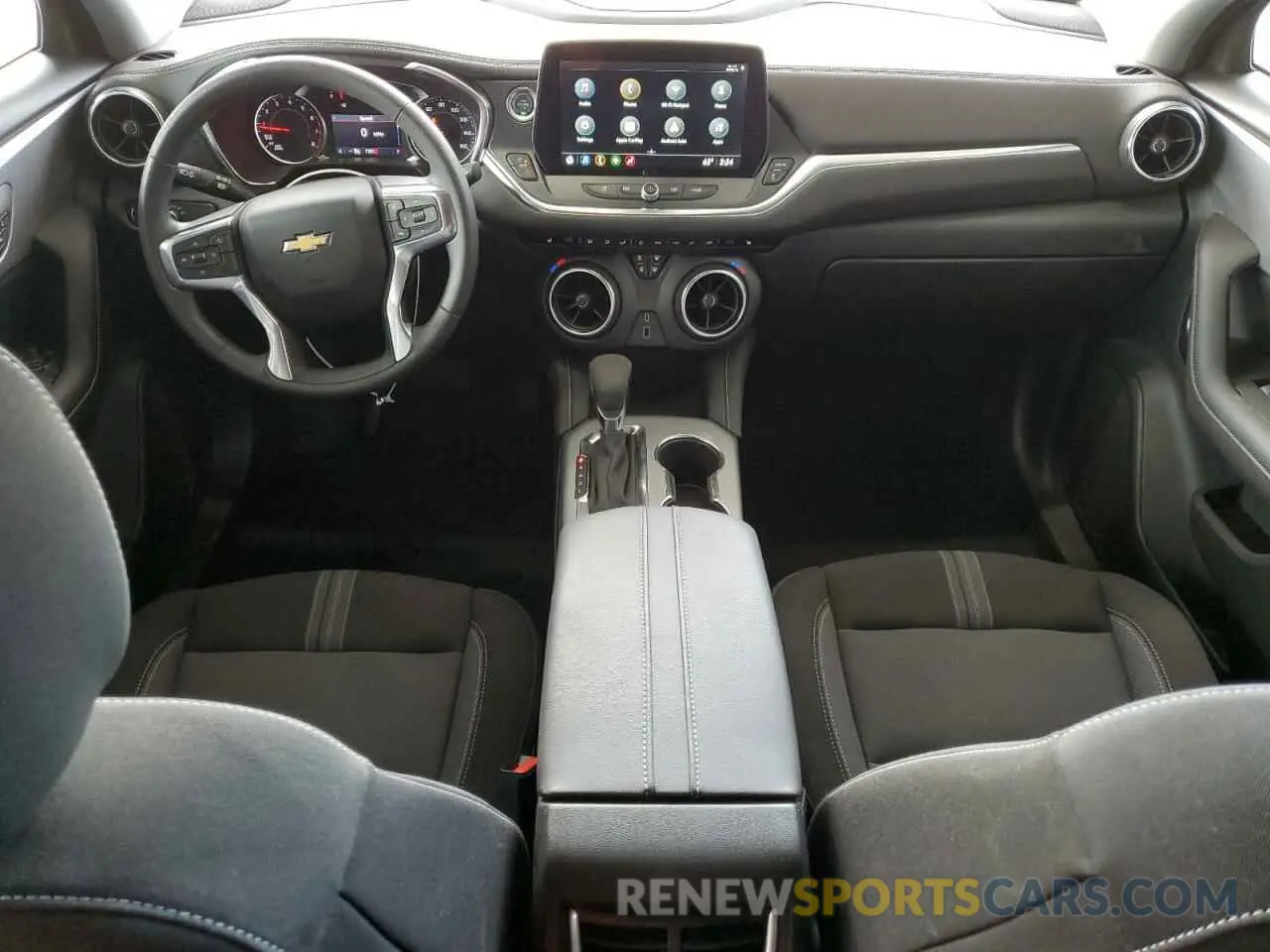 8 fotografías del automóvil dañado 3GNKBCR45SS188964 CHEVROLET BLAZER 2025