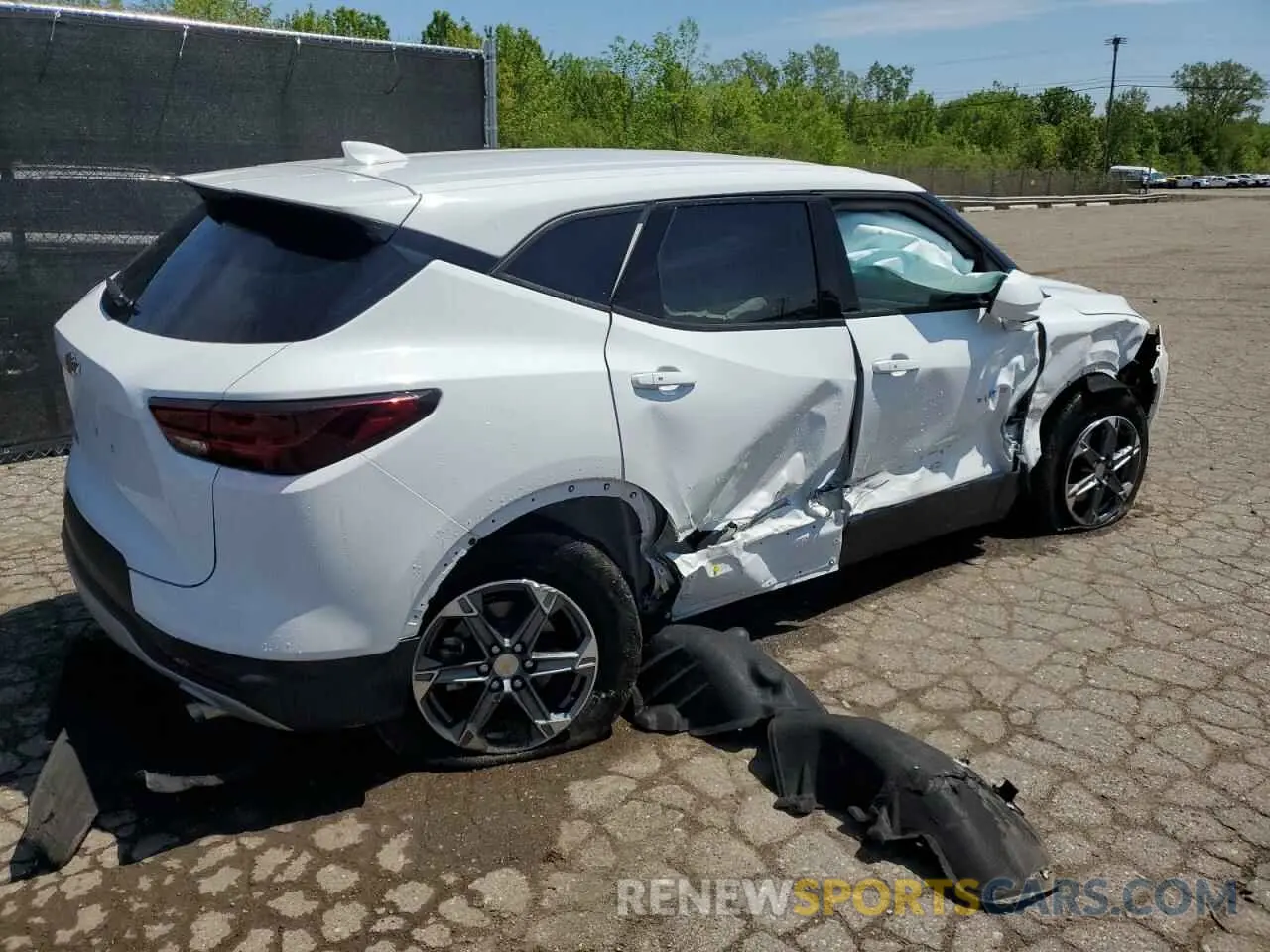 3 fotografías del automóvil dañado 3GNKBCR46SS168349 CHEVROLET BLAZER 2025