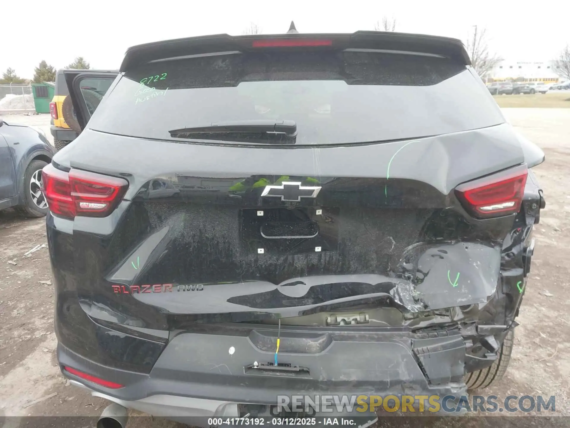 6 fotografías del automóvil dañado 3GNKBHR44SS162000 CHEVROLET BLAZER 2025